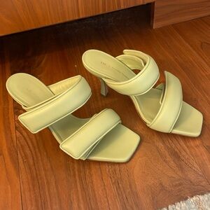 New wo tags Giaborghini x Pernille Teisbaek leather sandals size 35
